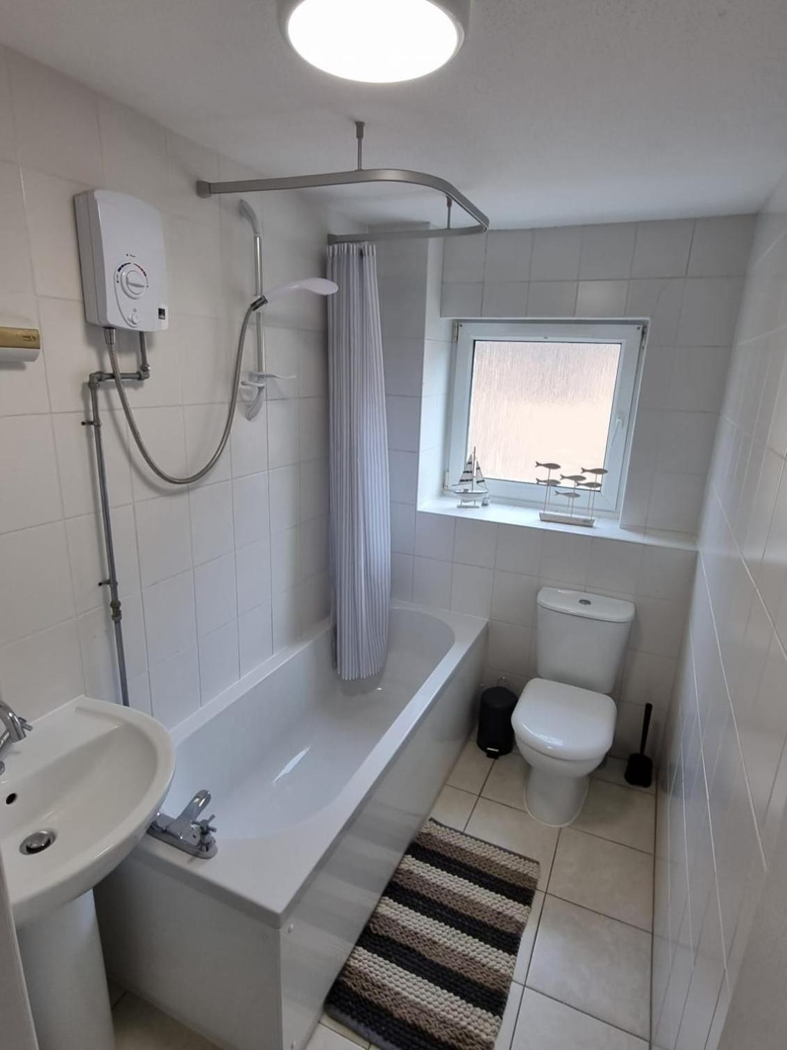 New With Free Offstreet Parking The Lookout At Ryde Esplanade Appartement Buitenkant foto